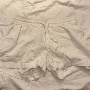 NWOT White linen shorts